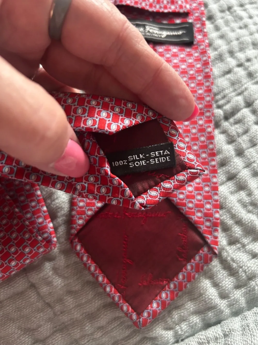 Ferragamo 100% Silk Tie